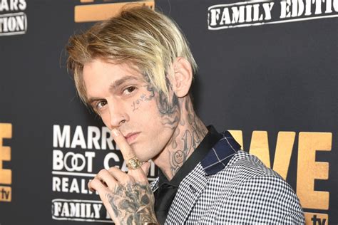 Witness statments to the police indicated that the penis was circumcised. . Aaron carter lpsg